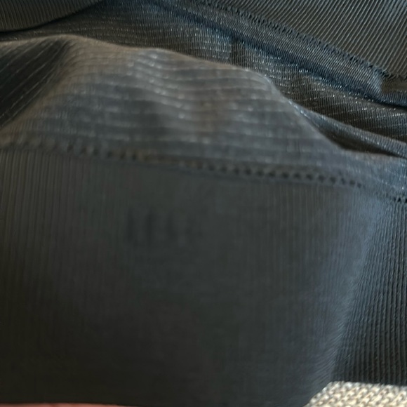 Lululemon swiftly breathed muscle tank - Picture 3 of 3